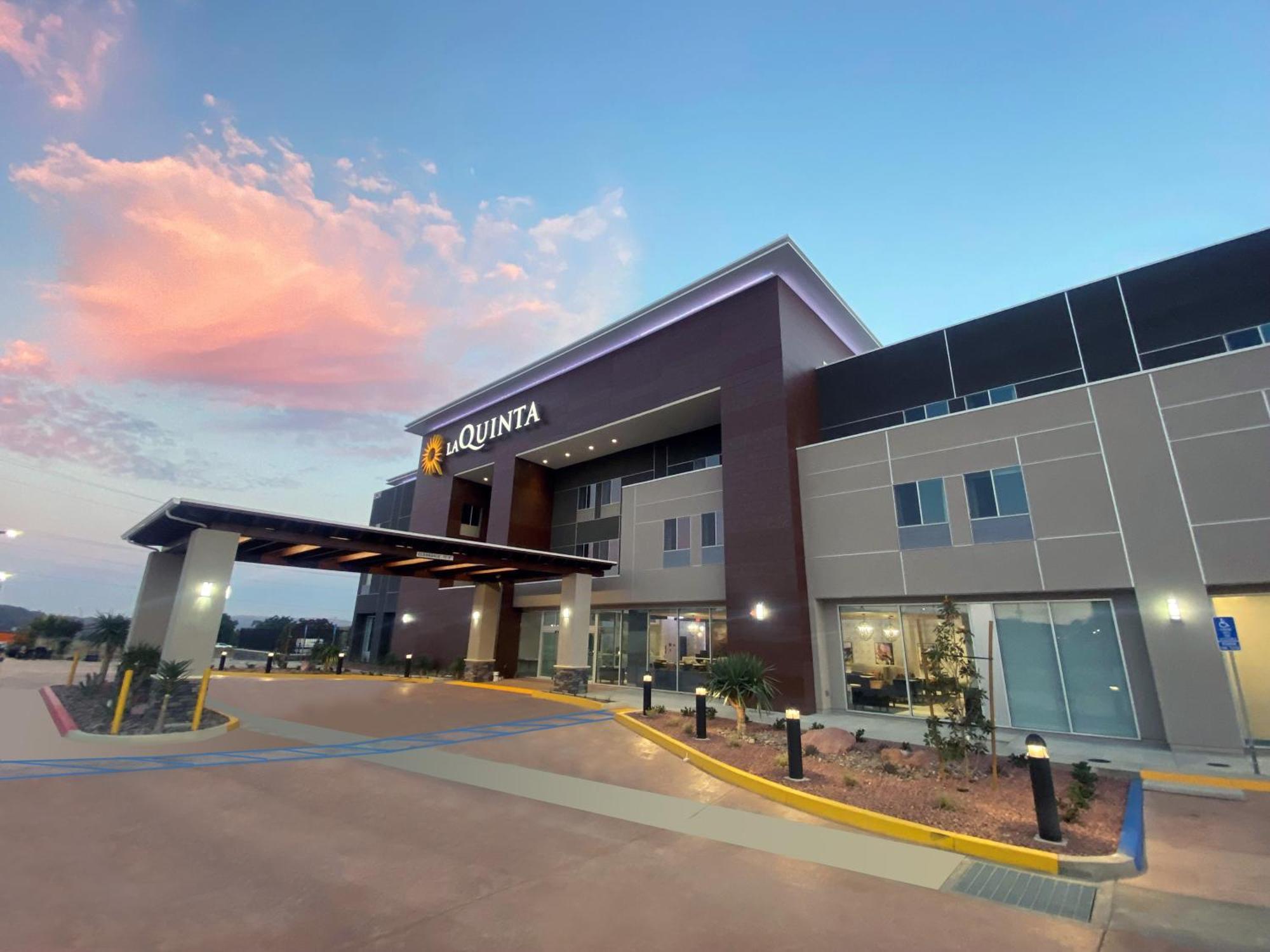 La Quinta Inn & Suites By Wyndham Yucaipa Luaran gambar